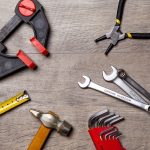 Comment utiliser un serre-joint ?