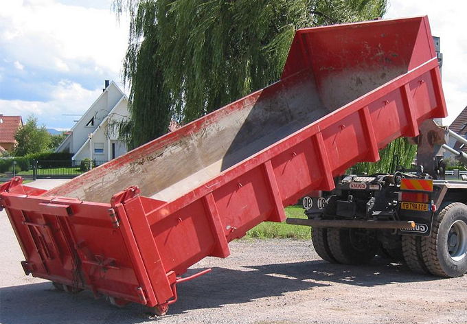 découvrez notre service de location de benne à gravats pour tous vos projets de chantier. idéale pour évacuer facilement vos déchets de construction, notre benne vous garantit une gestion rapide et efficace des gravats. contactez-nous dès maintenant pour un devis personnalisé !