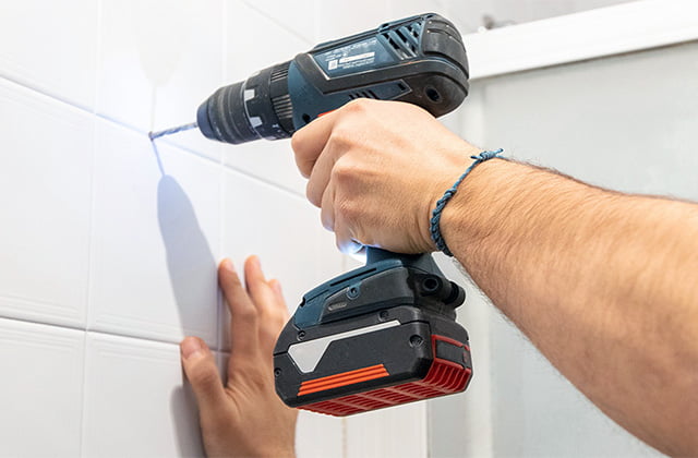 découvrez nos conseils et techniques pour percer un carrelage sans l'endommager. apprenez à utiliser les bons outils et méthodes afin de garantir des résultats impeccables tout en préservant l'intégrité de vos surfaces. idéal pour vos projets de bricolage !