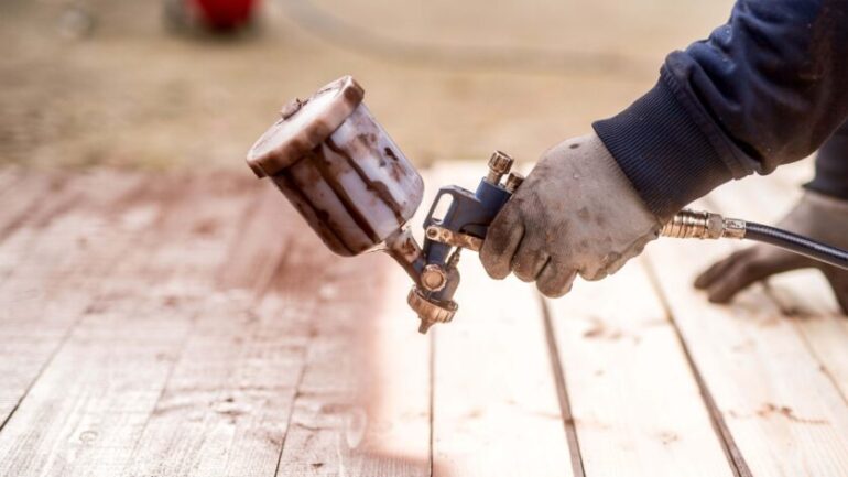 découvrez nos conseils pour bien choisir votre pistolet à peinture : comparatifs, critères essentiels et guide d’achat pour un résultat professionnel, adapté à tous vos besoins de peinture.