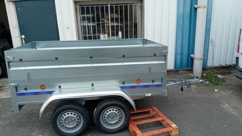 louez une remorque à caen en 2025 pour tous vos besoins de transport. offre flexible, services fiables et tarifs compétitifs.