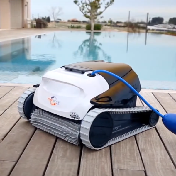 découvrez le meilleur robot dolphin 2025 à biarritz pour un nettoyage efficace et autonome de votre piscine. performance, innovation et qualité au rendez-vous.