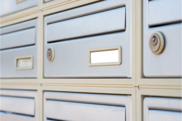 découvrez les démarches à suivre en 2025 en cas de perte de la clé de votre boîte aux lettres et comment obtenir un double rapidement et facilement.
